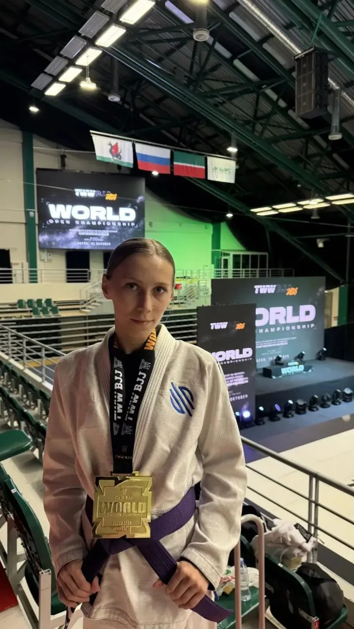 Студентка Сибирского бизнес-колледжа завоевала золото международного чемпионата по джиу-джитсу